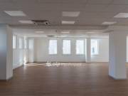 Eladó 700 m2-es üzlet Debrecen, Belváros