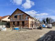 Eladó 124 m2-es ikerház Taksony, Központ