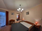 Eladó 455 m2-es családi ház Balatonkenese, vízpart közeli