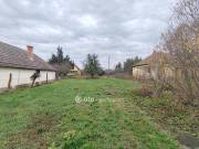 Eladó 1499 m2-es építési telek Szolnok, Holt-Tisza part