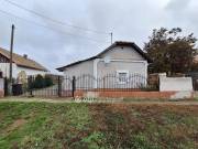 Eladó 61 m2-es családi ház Tiszaigar, csendes