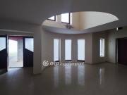 Eladó 280 m2-es családi ház Hajmáskér, központ közeli