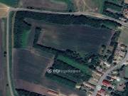 Eladó 30125 m2-es építési telek Beszterec, Kossuth út