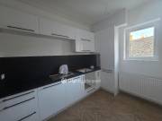 Eladó 46 m2-es téglalakás Pápa, Belváros