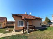 Eladó 76 m2-es családi ház Városföld, Központ