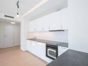 Eladó 61 m2-es téglalakás Balatonkenese, Vízpart közeli