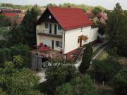 Eladó 170 m2-es családi ház Taksony, Dunapart
