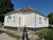 Eladó 132 m2-es családi ház Poroszló, Piachoz közel