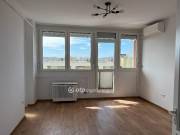 Eladó 58 m2-es panellakás Zalaegerszeg, központi