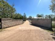 Eladó 1400 m2-es családi ház Békéscsaba, külterület