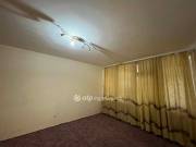 Eladó 40 m2-es panellakás Szekszárd, Bakta