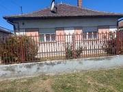 Eladó 88 m2-es családi ház Tetétlen, Zöld övezet
