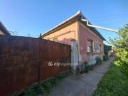 Eladó 60 m2-es családi ház Biharkeresztes, iskola mellett
