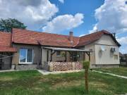 Eladó 126 m2-es családi ház Alattyán, Közponzhoz közeli.