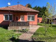Eladó 68 m2-es családi ház Budakalász, Omszki-tó