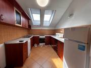 Kiadó 80 m2-es téglalakás Dunaújváros, Központ