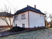 Eladó 122 m2-es családi ház Karancskeszi, családi házas