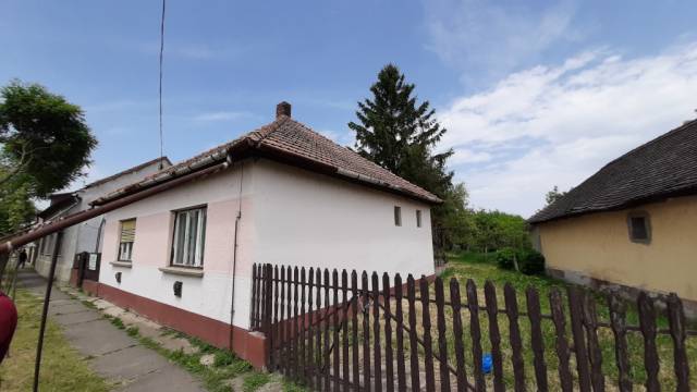 Eladó 75 m2es családi ház Sarkad Sarkad Eladó ház, Lakás