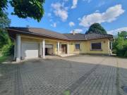 Eladó 238 m2-es családi ház Lajosmizse