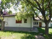 Eladó 130 m2-es családi ház Enying