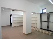 Eladó 42 m2-es üzlethelyiség Siófok
