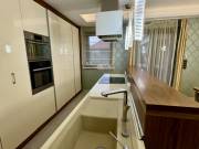 Eladó 330 m2-es családi ház Göd