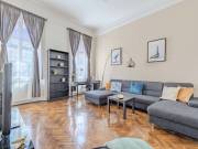Eladó 50 m2-es téglalakás Budapest V. kerület