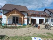 Eladó 187 m2-es ikerház Taksony