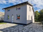 Eladó 110 m2-es családi ház Balatonfenyves