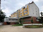 Eladó 151 m2-es panellakás Esztergom