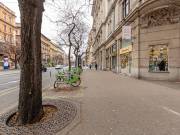 Eladó 77 m2-es üzlethelyiség Budapest V. kerület