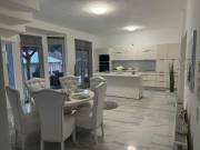 Eladó 162 m2-es családi ház Berhida