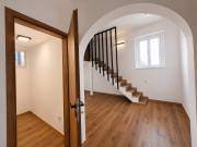 Eladó 36 m2-es téglalakás Budapest VI. kerület
