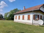 Eladó 110 m2-es családi ház Kistelek