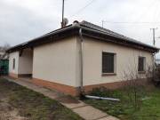 Eladó 95 m2-es családi ház Jászjákóhalma