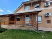 Eladó 190 m2-es családi ház Kecskemét