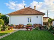 Eladó 187 m2-es családi ház Budapest XXI. kerület