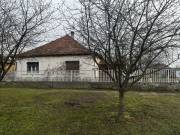 Eladó 50 m2-es családi ház Kisszállás