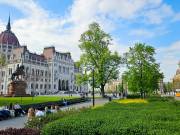 Eladó 40 m2-es téglalakás Budapest V. kerület