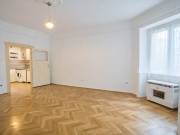 Eladó 58 m2-es téglalakás Budapest XIII. kerület