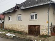 Eladó 207 m2-es családi ház Pécs, Köves-földi út