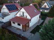 Eladó 92 m2-es családi ház Balatonkenese