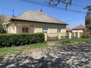 Eladó 76 m2-es családi ház Ercsi