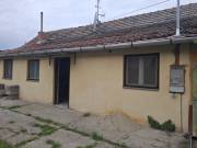 Eladó 110 m2-es házrész Kiskunfélegyháza