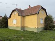 Eladó 140 m2-es családi ház Jánossomorja