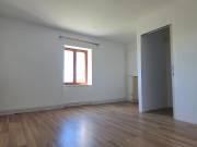 Eladó 57 m2-es téglalakás Vép