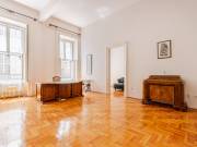Eladó 106 m2-es téglalakás Budapest V. kerület