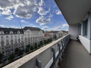 Eladó 76 m2-es téglalakás Budapest V. kerület, József nádor tér