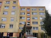 Eladó 55 m2-es panellakás Kecskemét