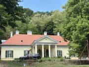 Eladó 718 m2-es kúria Esztergom